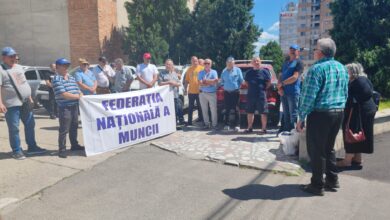 Angajații Minprest, discuții cu avocații